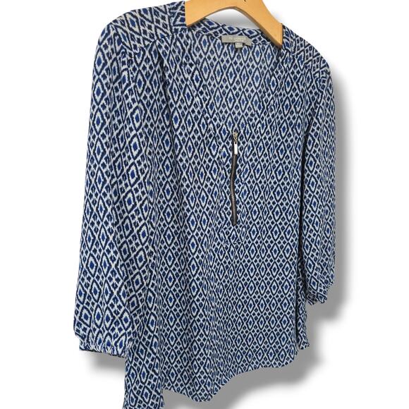 NY Collection Petite Blue Geometric Zip Front Blouse – PL, gently used - Picture 3 of 8